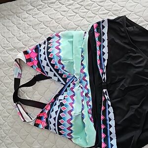 352 Ladies XL 2 piece Swimsuit